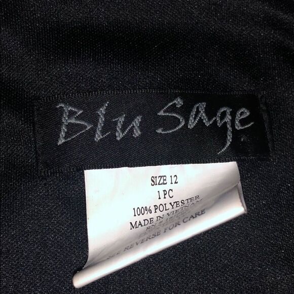 Blue sage brand dark gray// black halter dress - Picture 9 of 9